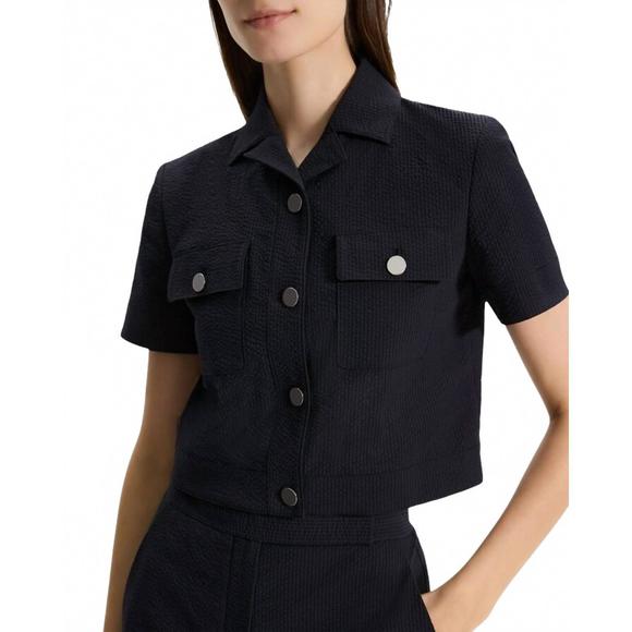 NEW THEORY seersucker cropped short sleeve jacket in navy - Picture 2 of 4